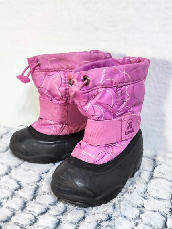 Bota Kamik, Niña, Talla 24, Negro/Rosado