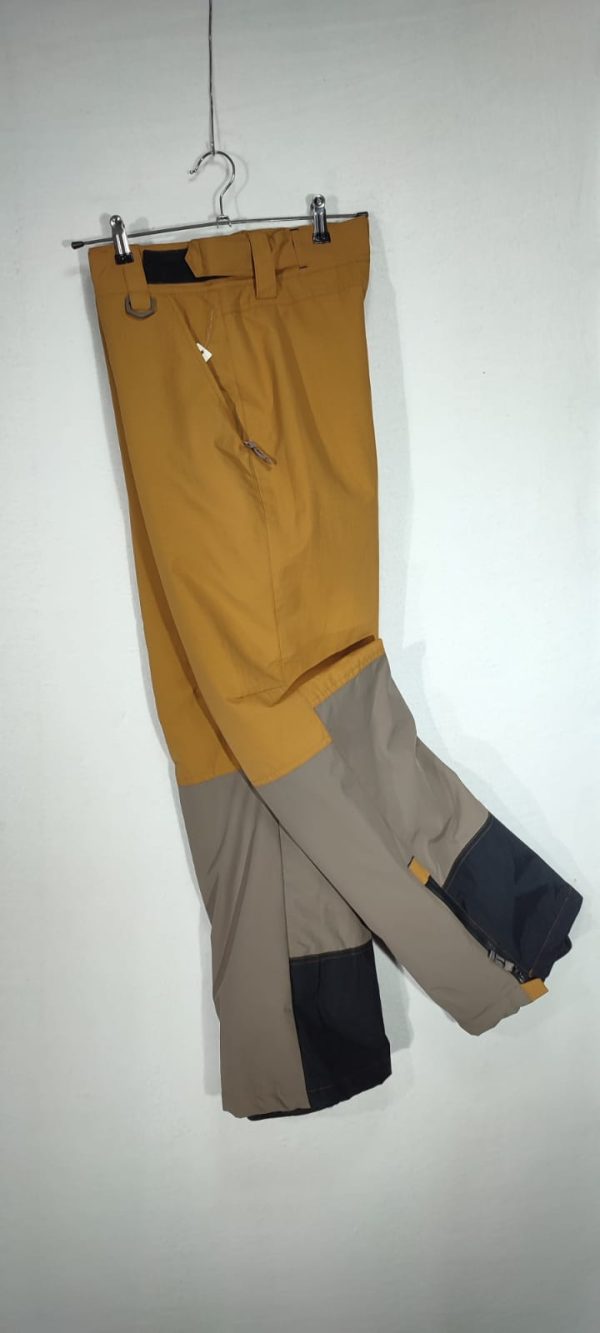 Pantalón Amazon Essentials, Unisex, Talla S, Mostaza - Imagen 5